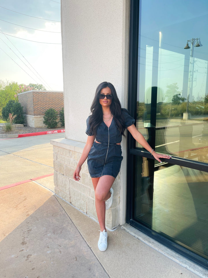 Cut-Out Denim Dress-Vintage Black