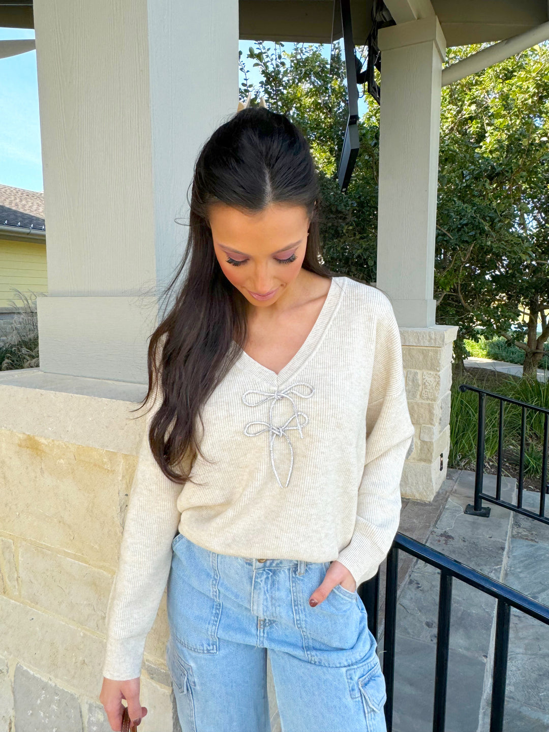 Glitzy Bow Sweater-Cream